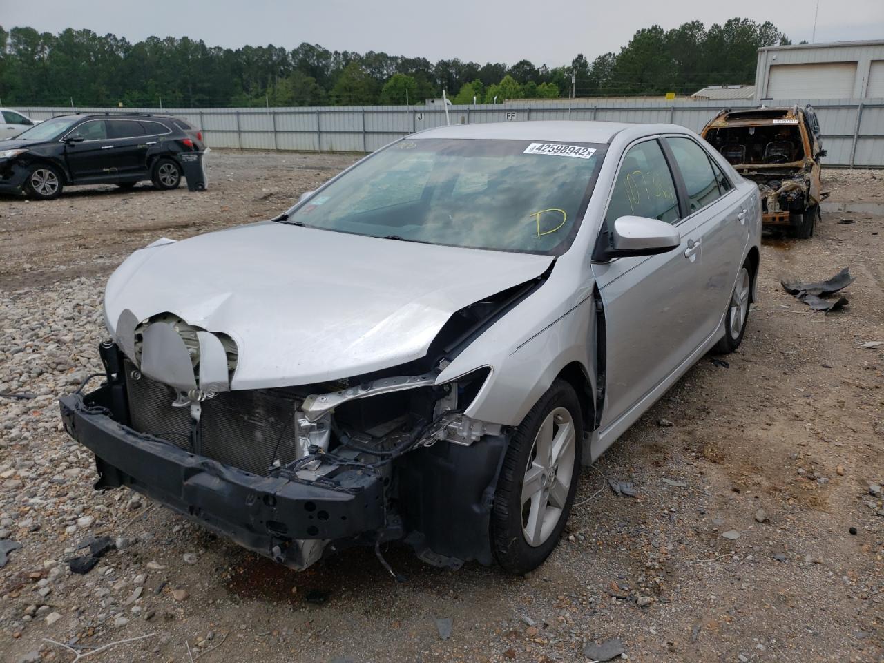 Photo 2 from auction – 2014 TOYOTA CAMRY L with VIN 4T1BF1FK9EU388606