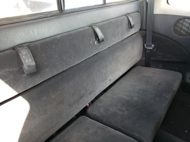 Photo 6 from auction – 2002 DODGE DAKOTA SPO with VIN 1B7GG32N12S553557
