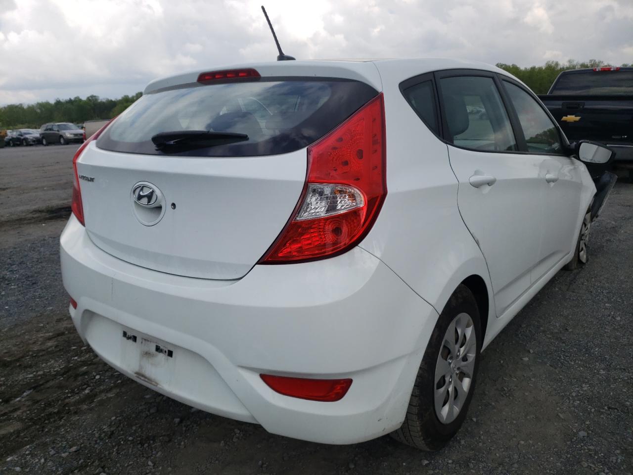 Photo 4 from auction – 2016 HYUNDAI ACCENT SE with VIN KMHCT5AE7GU279490
