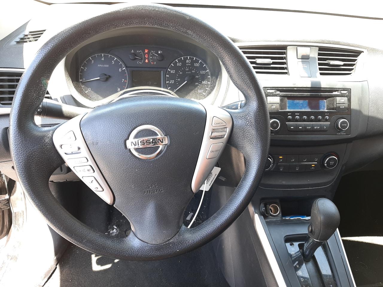 Photo 9 from auction – 2016 NISSAN SENTRA S with VIN 3N1AB7AP1GY233570