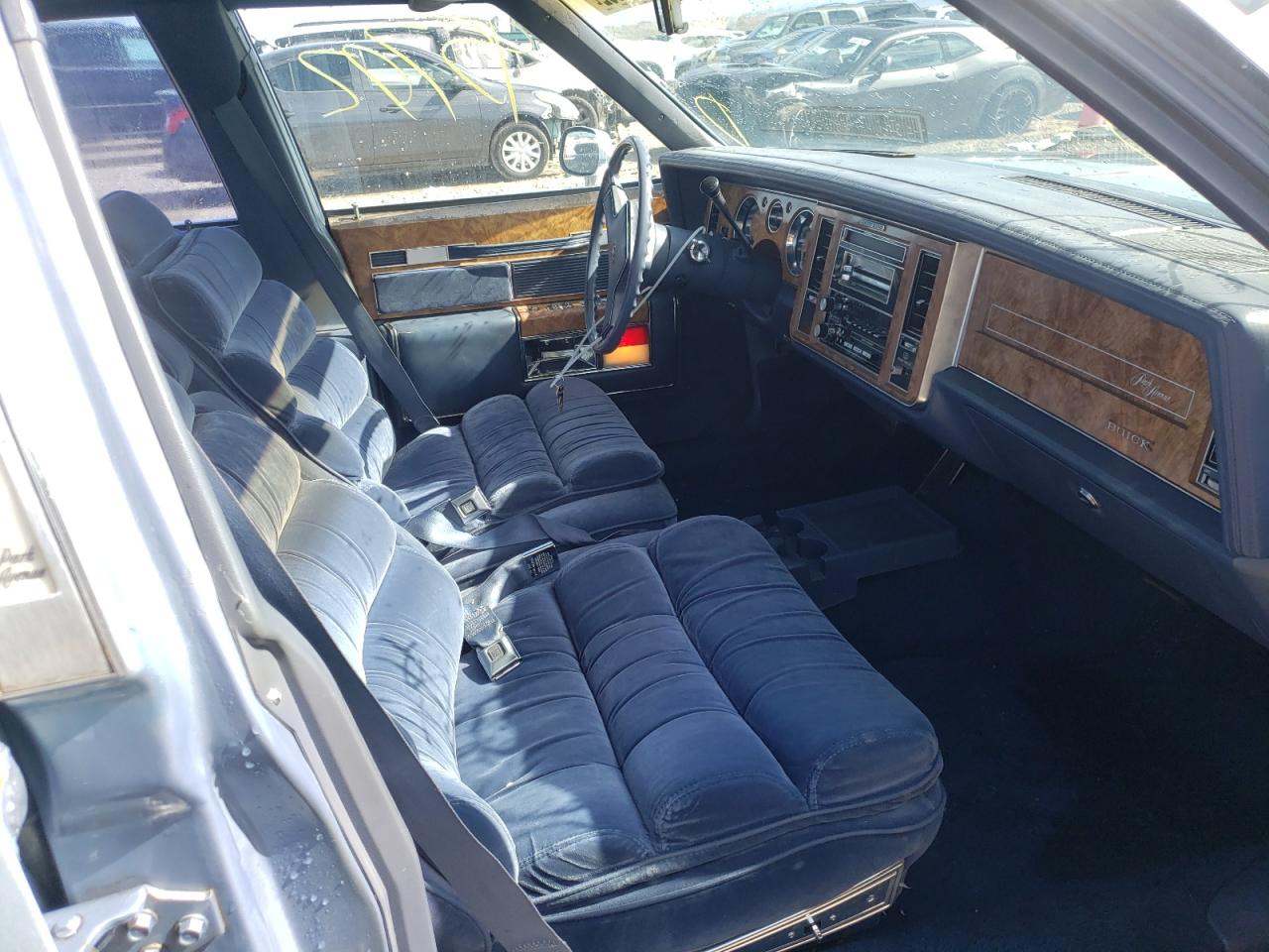 Photo 5 from auction – 1984 BUICK ELECTRA PA with VIN 1G4AU69Y9EH904986
