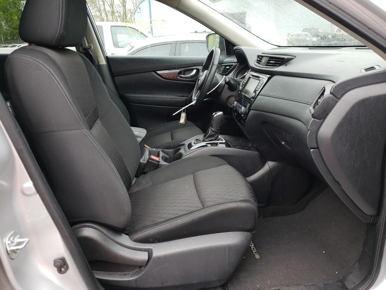 Photo 5 from auction – 2018 NISSAN ROGUE S with VIN KNMAT2MV3JP542635