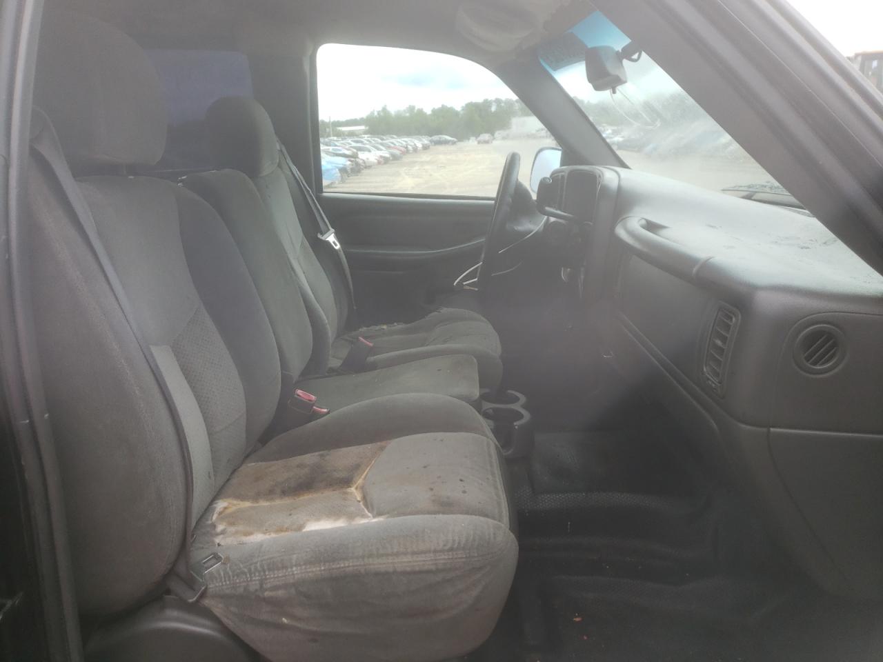 Photo 5 from auction – 2003 CHEVROLET SILVERADO with VIN 1GCEC19V93Z273603