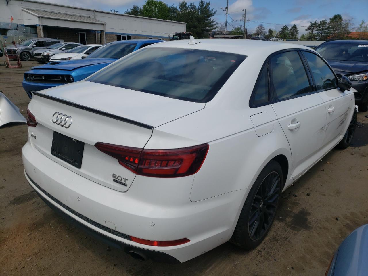 Photo 4 from auction – 2018 AUDI A4 PREMIUM with VIN WAUENAF41JA099833