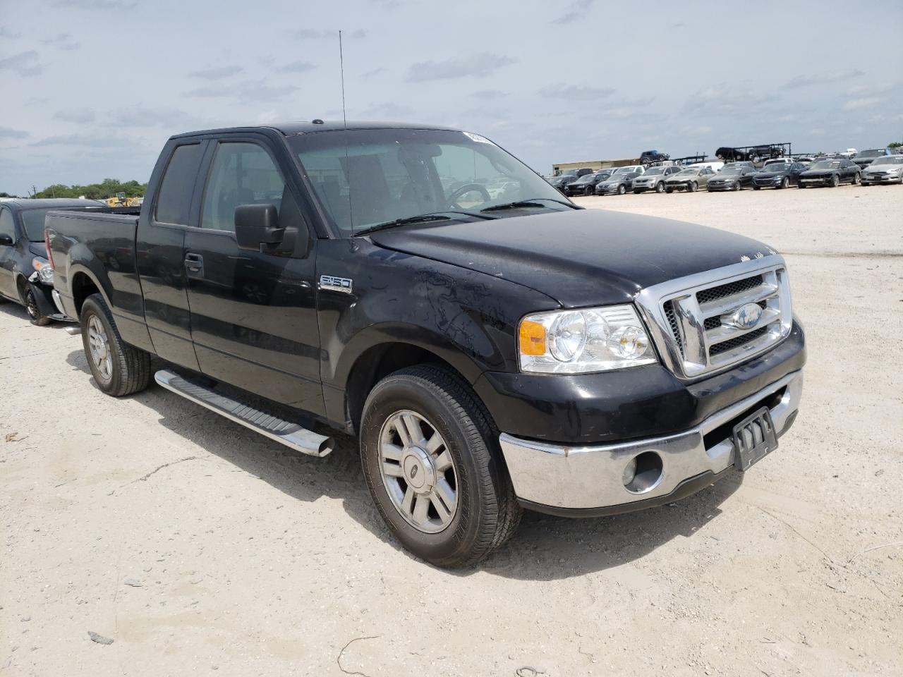 FORD F150 2007 with VIN 1FTRX12W37NA73628 - Photo from auction