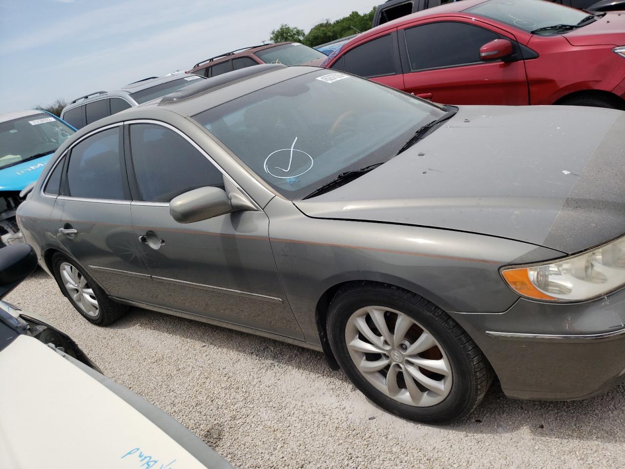 Photo 9 from auction – 2006 HYUNDAI AZERA SE with VIN KMHFC46F66A040764