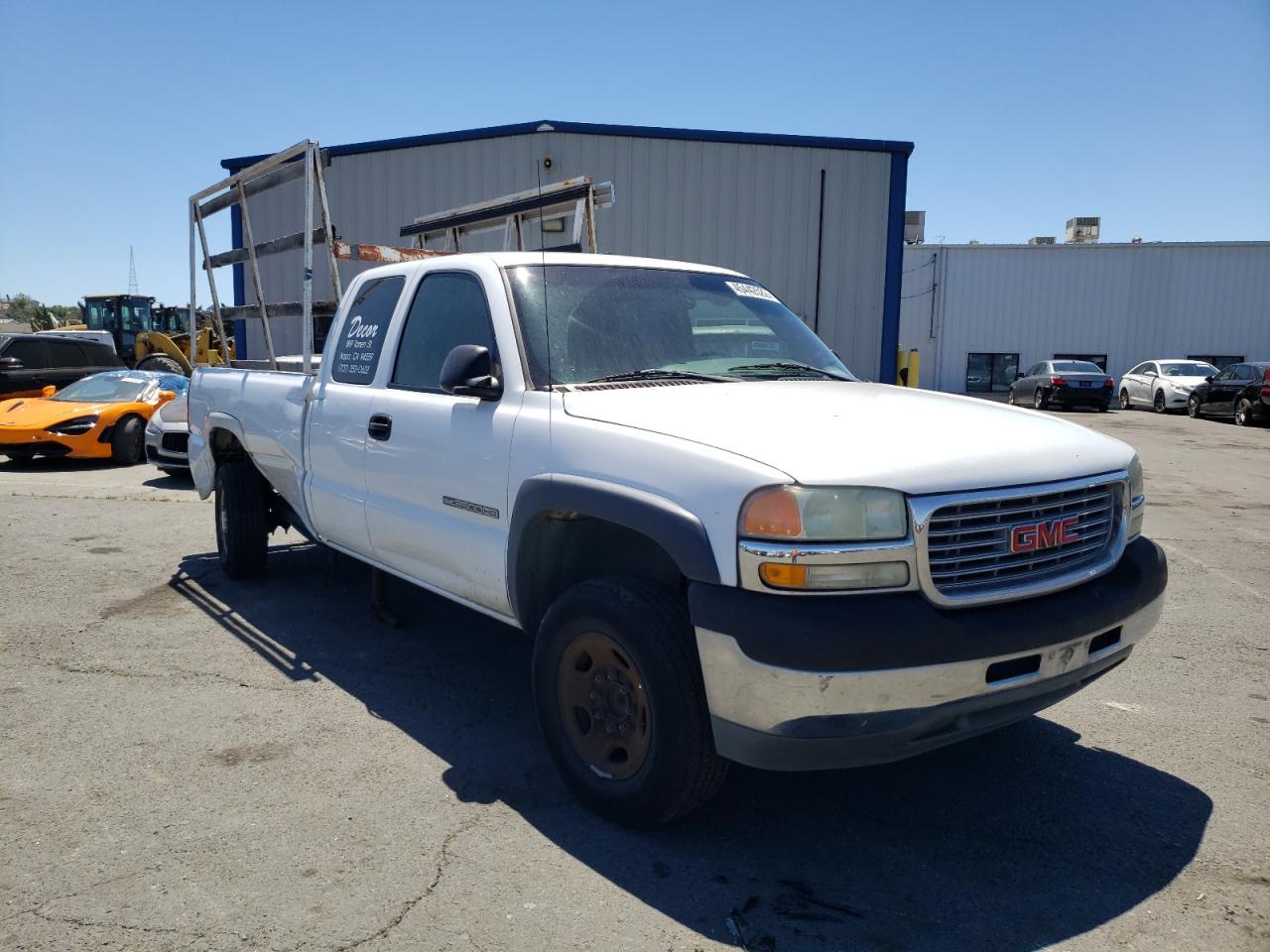 GMC SIERRA C25 2002 with VIN 1GTHC29U52E289829 - Photo from auction