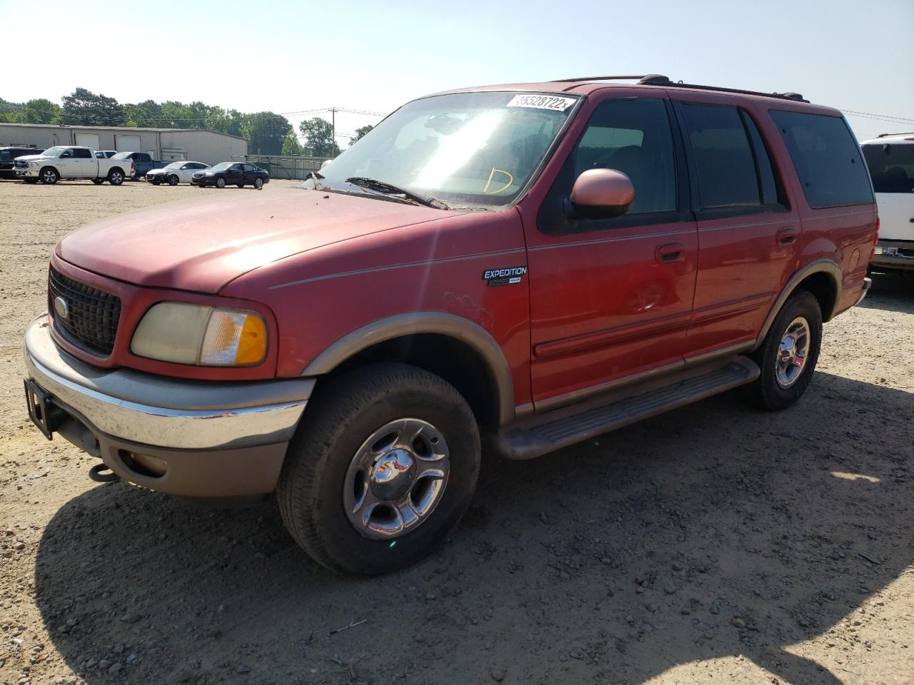 Photo 2 from auction – 2000 FORD EXPEDITION with VIN 1FMPU18L1YLA82009