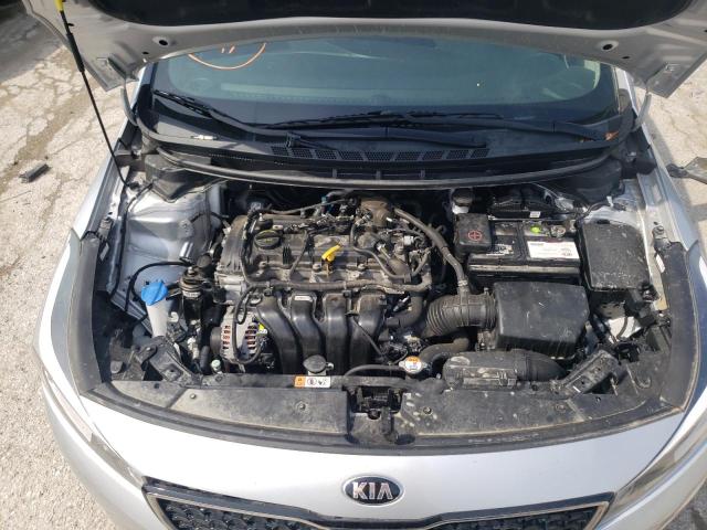 Photo 7 from auction – 2017 KIA FORTE LX with VIN KNAFK5A81H5705326