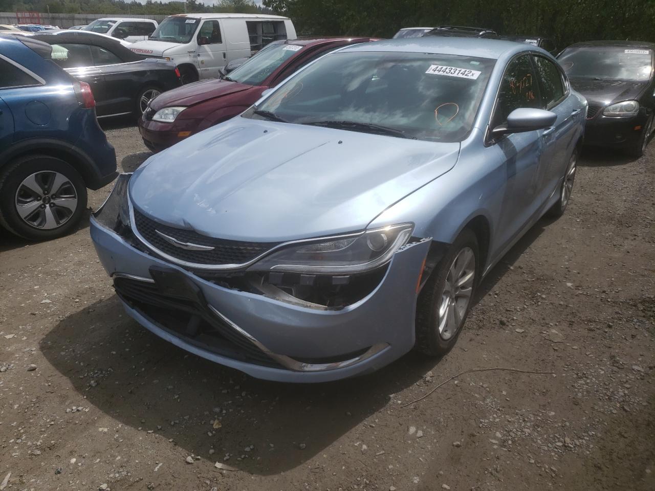 Photo 2 from auction – 2015 CHRYSLER 200 LIMITE with VIN 1C3CCCAB7FN712401