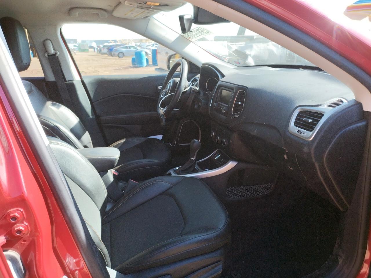 Photo 5 from auction – 2018 JEEP COMPASS LA with VIN 3C4NJCBB8JT318603