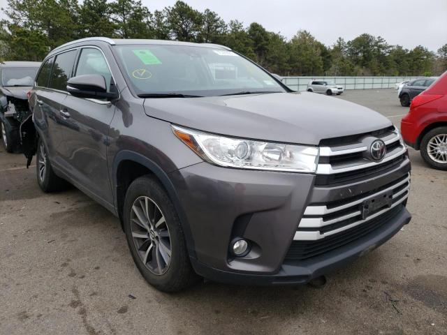 TOYOTA HIGHLANDER 2018 with VIN 5TDJZRFH8JS493565 - Photo from auction