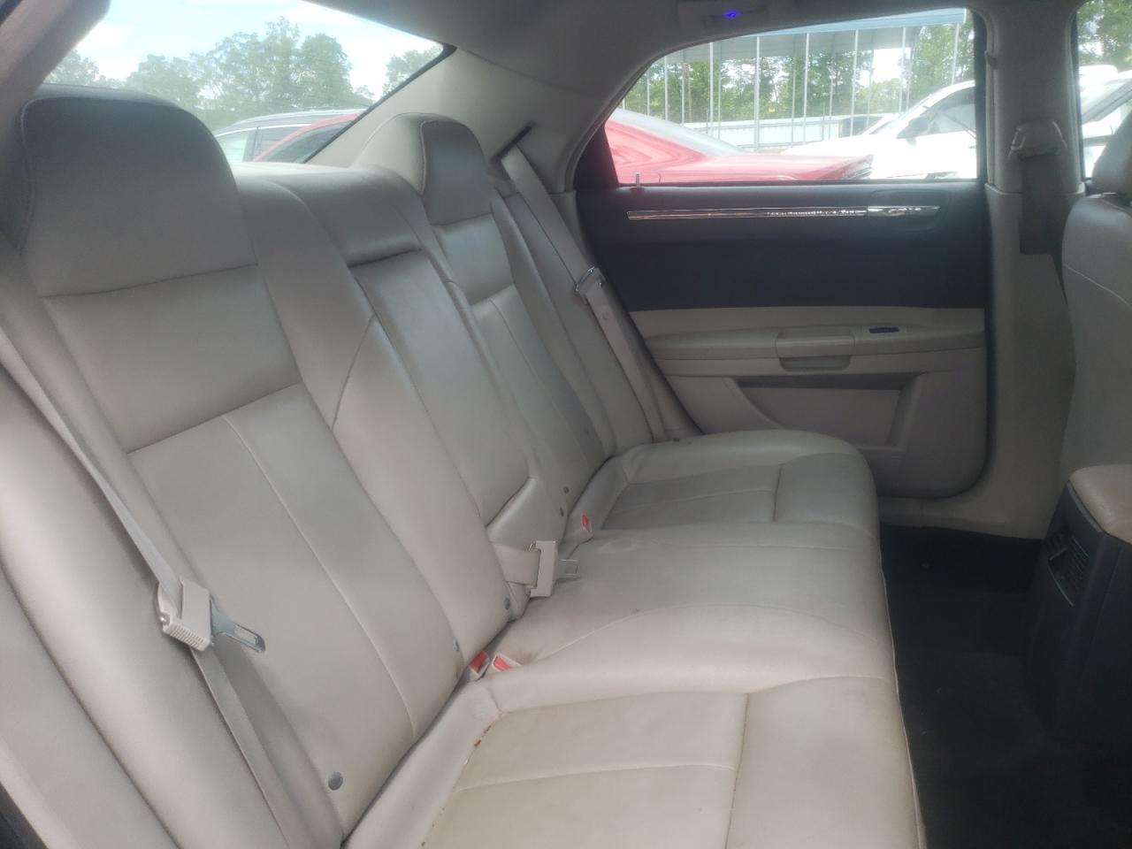 Photo 6 from auction – 2020 CHRYSLER 300 TOURIN with VIN 2C3JA53G35H162218