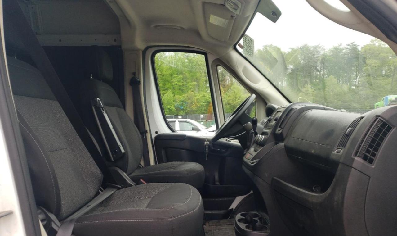Photo 5 from auction – 2019 RAM PROMASTER with VIN 3C6TRVCG1KE546414