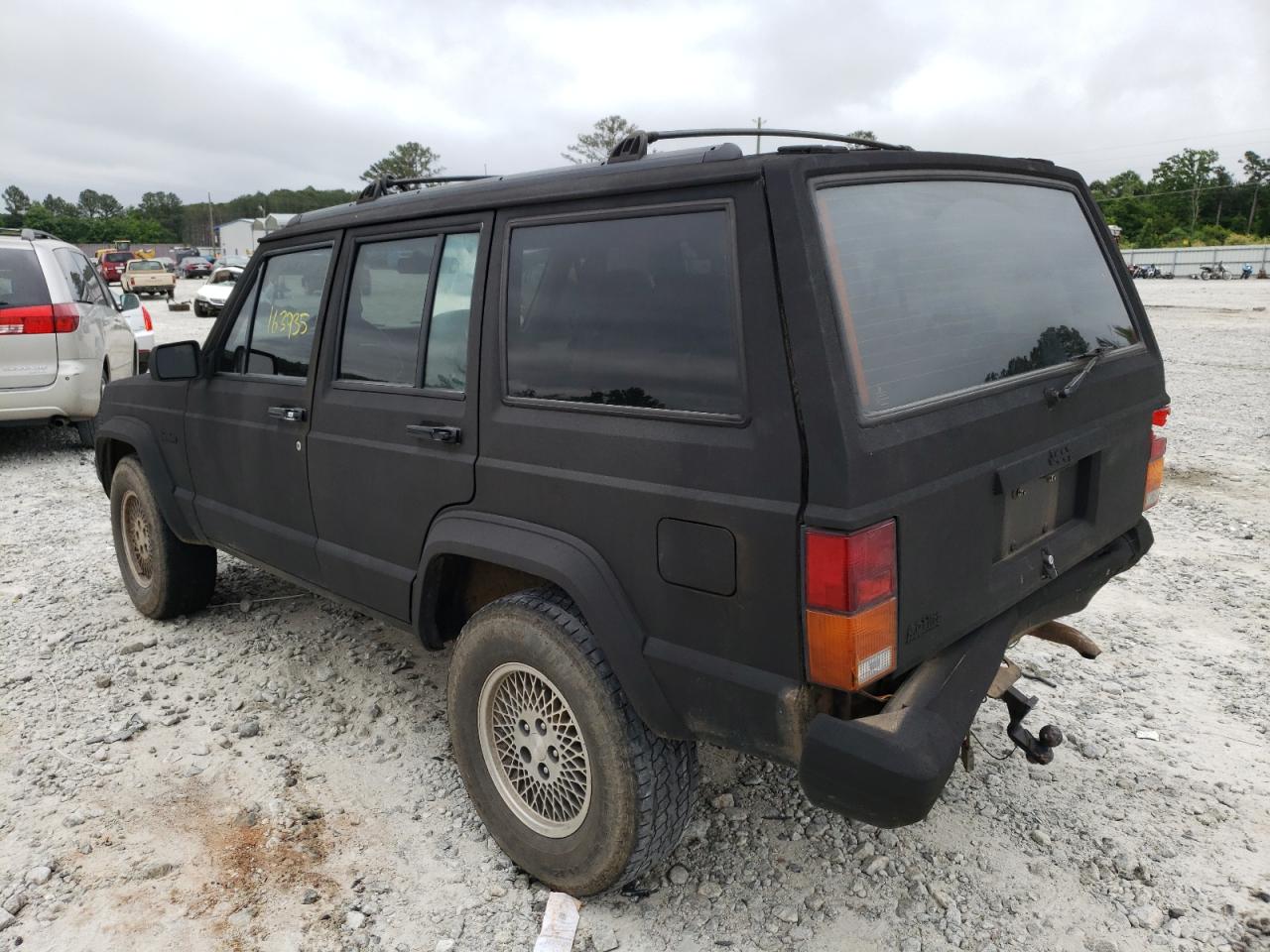 Photo 3 from auction – 1996 JEEP CHEROKEE C with VIN 1J4FJ78S2TL311447