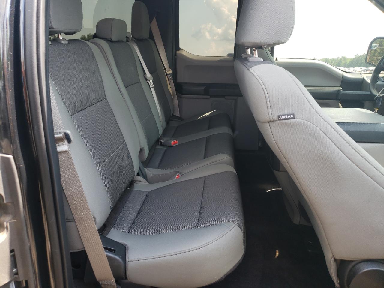 Photo 6 from auction – 2015 FORD F150 SUPER with VIN 1FTEX1CP6FFD02933