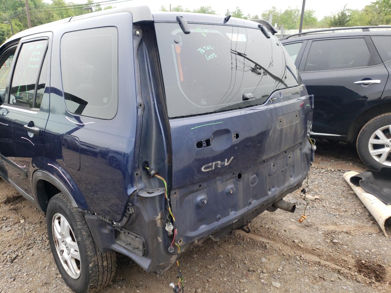 Photo 9 from auction – 2004 HONDA CR-V LX with VIN SHSRD68484U205331