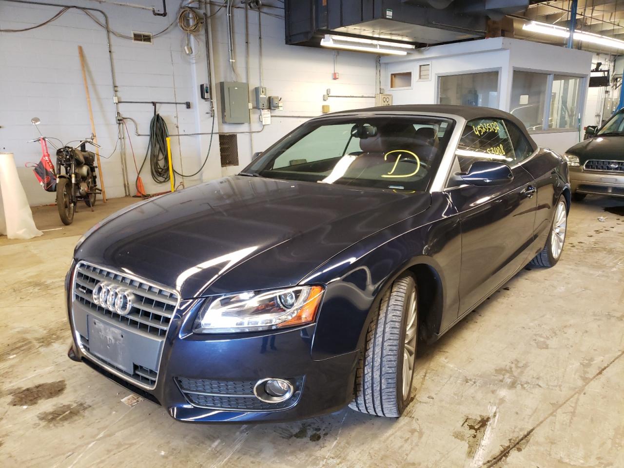 صورة رقم 2 من المزاد - 2011 AUDI A5 PREMIUM مع VIN WAULFAFH1BN003782