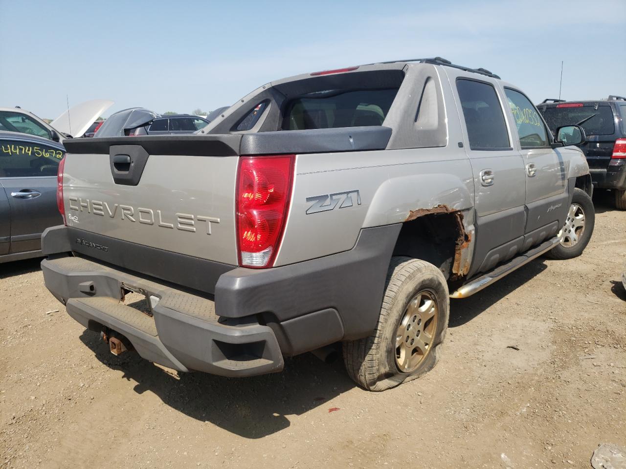 Photo 4 from auction – 2005 CHEVROLET AVALANCHE with VIN 3GNEK12Z85G252624