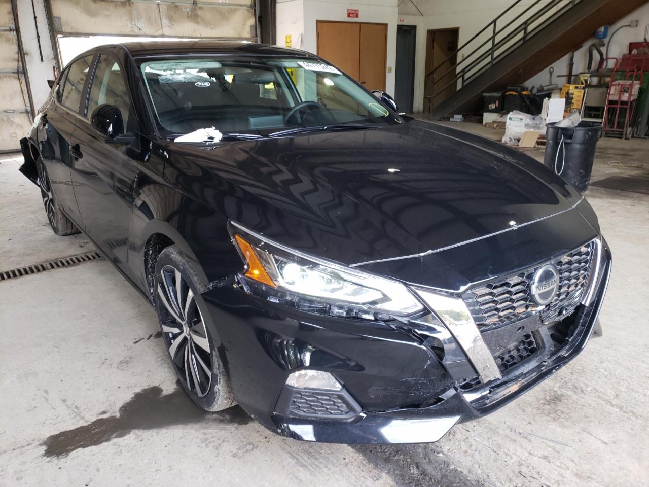 NISSAN ALTIMA SR 2021 with VIN 1N4BL4CV6MN414039 - Photo from auction