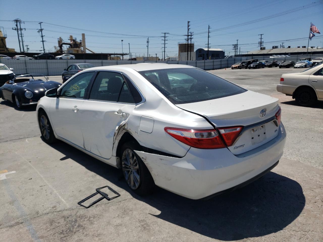 Photo 3 from auction – 2015 TOYOTA CAMRY LE with VIN 4T1BF1FK3FU108423