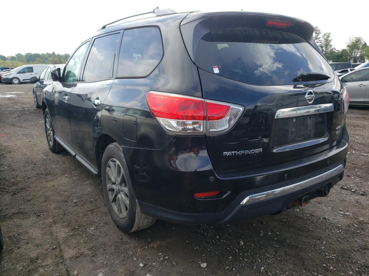 Photo 3 from auction – 2014 NISSAN PATHFINDER with VIN 5N1AR2MM5EC608150