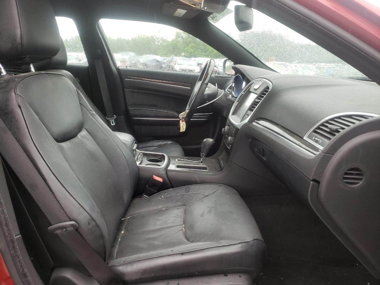 Photo 5 from auction – 2011 CHRYSLER 300 LIMITE with VIN 2C3CA5CG0BH617093