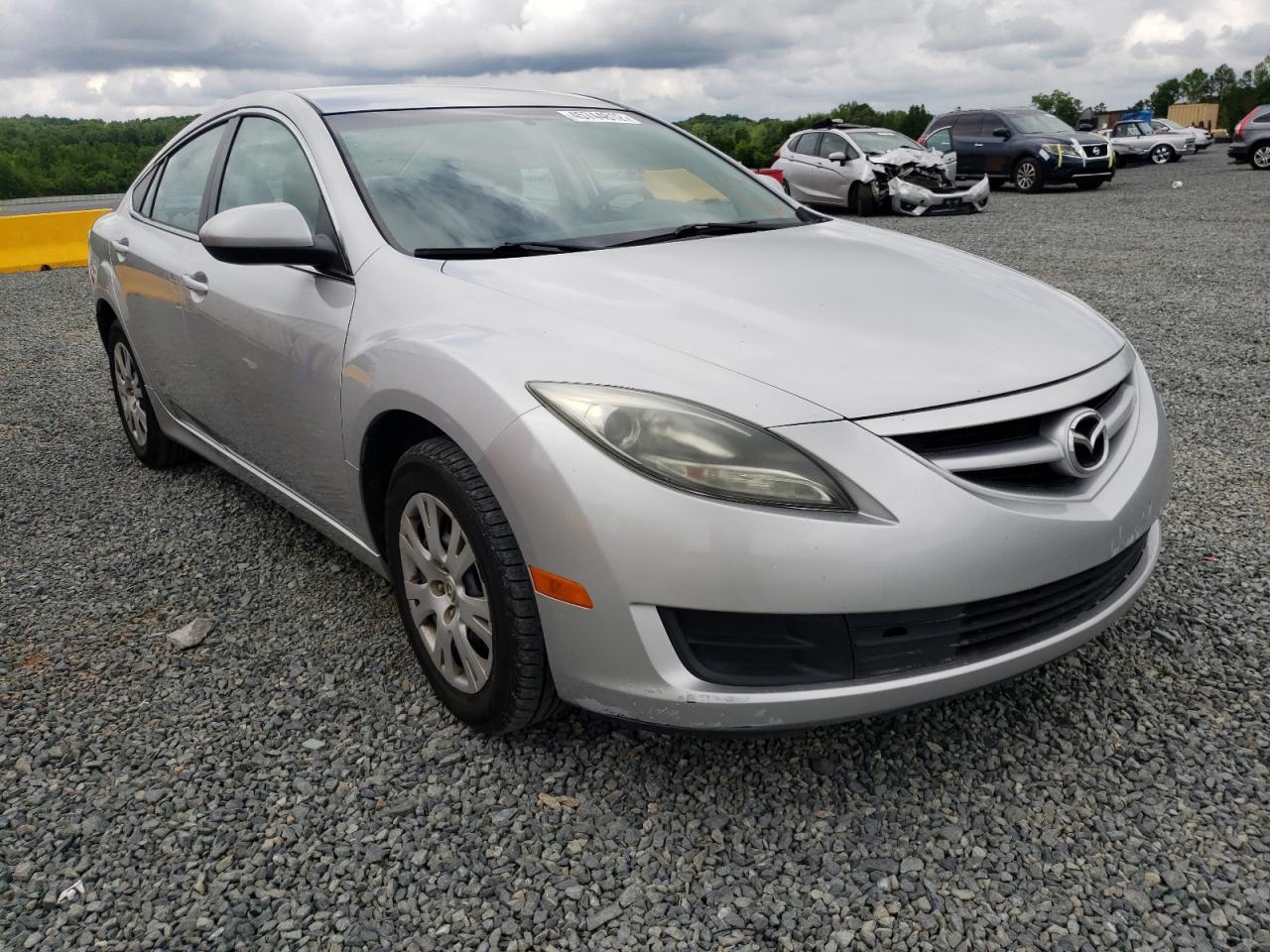 MAZDA 6 I 2011 with VIN 1YVHZ8BH3B5M18689 - Photo from auction