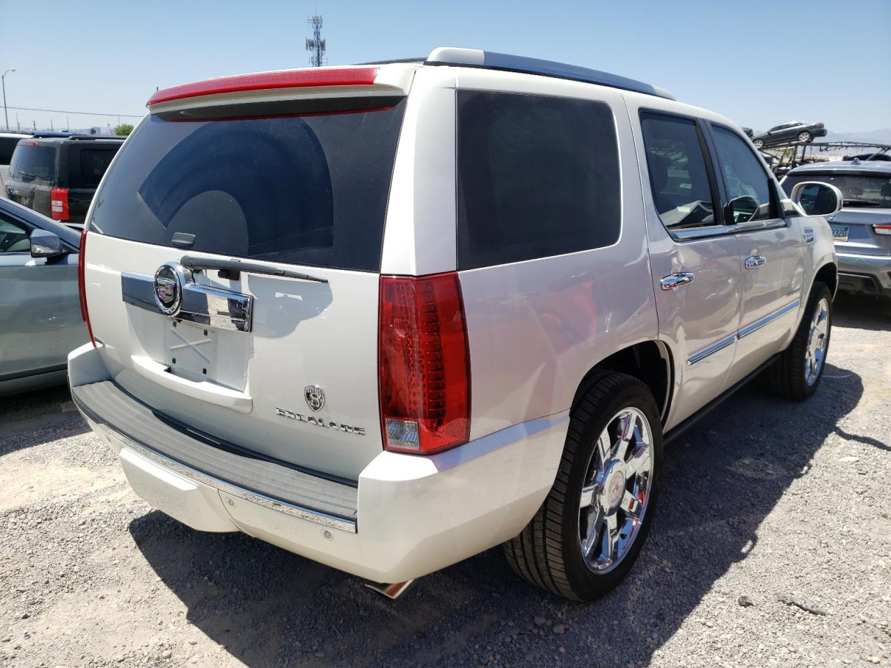 Photo 4 from auction – 2011 CADILLAC ESCALADE P with VIN 1GYS4CEF6BR395919
