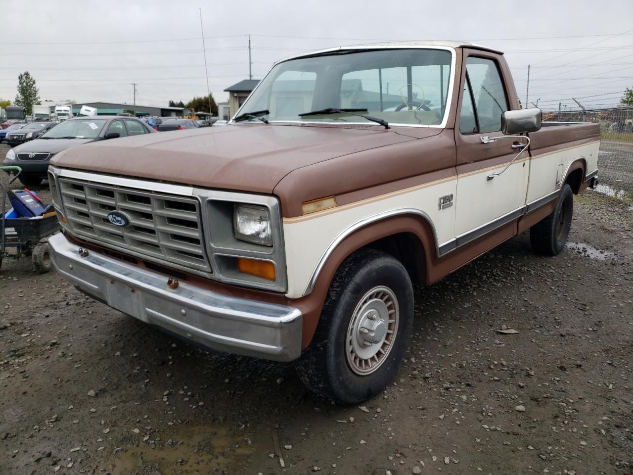 Photo 2 from auction – 1986 FORD F150 with VIN 1FTEF15NXGPB84797