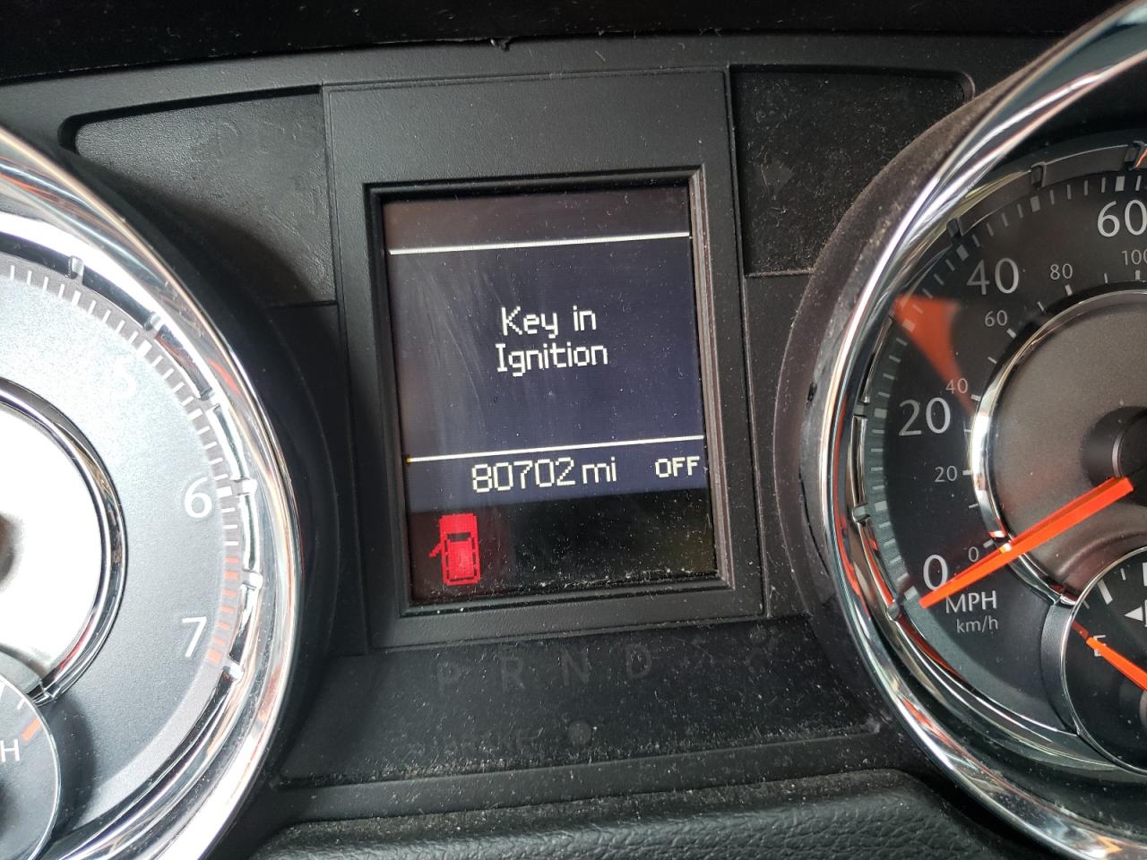 Photo 8 from auction – 2014 CHRYSLER TOWN & COU with VIN 2C4RC1BG0ER439937