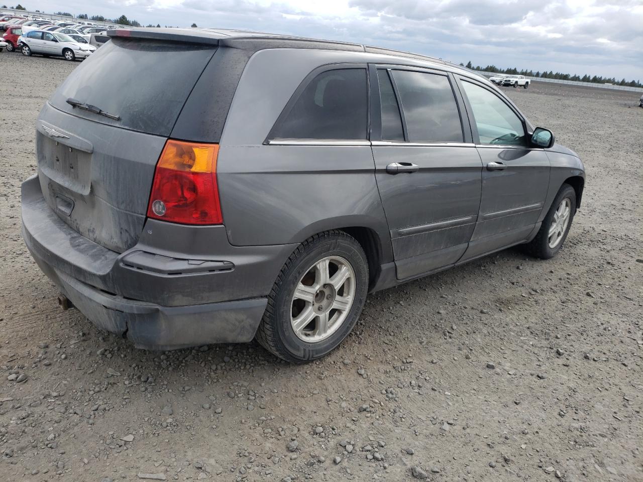 Photo 4 from auction – 2004 CHRYSLER PACIFICA with VIN 2C4GM68404R551215