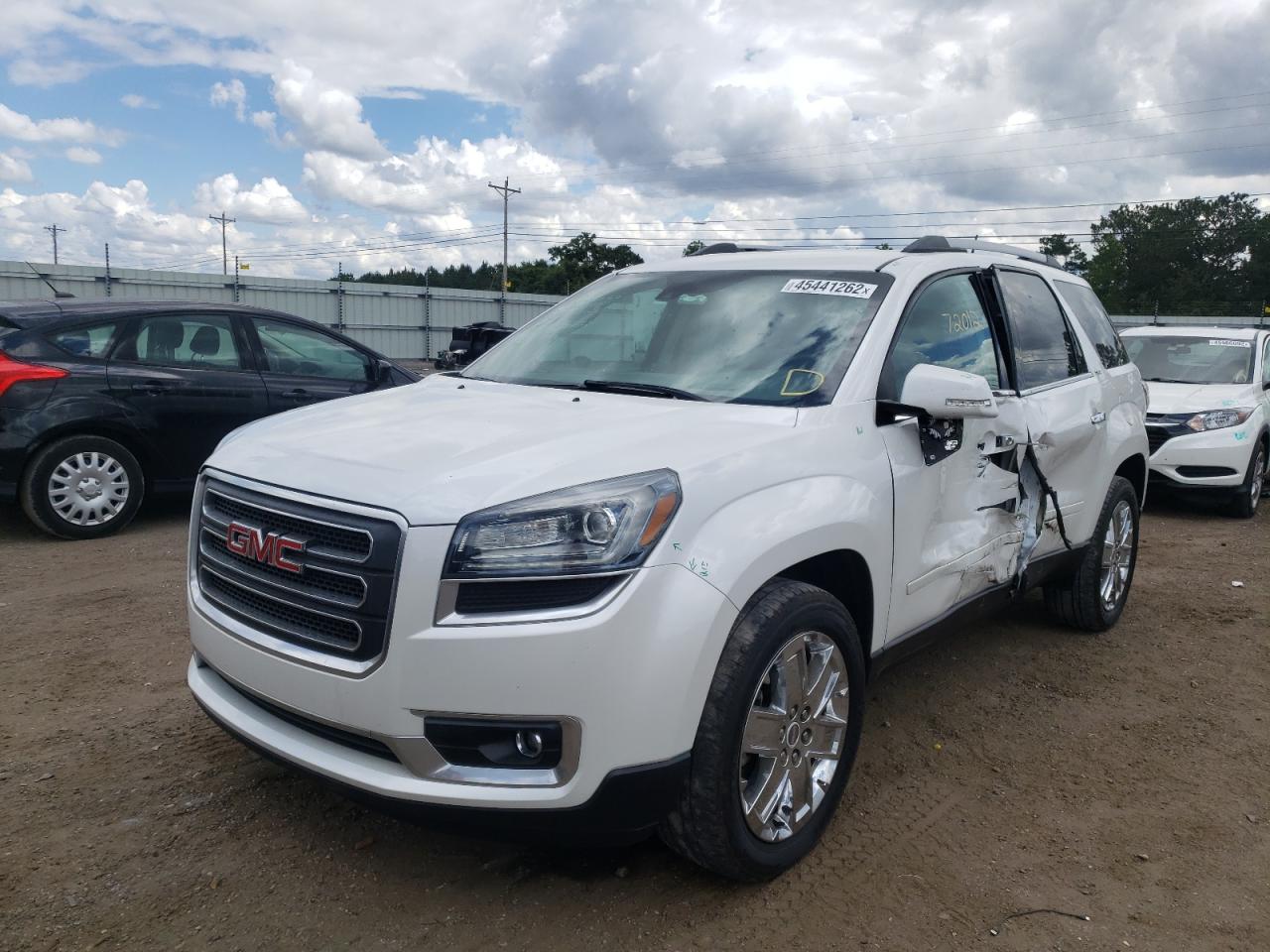 Photo 2 from auction – 2017 GMC ACADIA LIM with VIN 1GKKRSKD6HJ228475