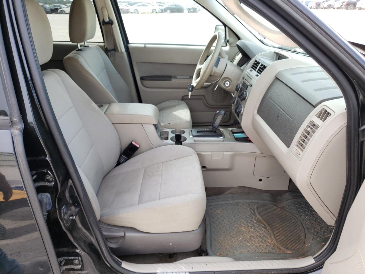 Photo 5 from auction – 2011 FORD ESCAPE XLT with VIN 1FMCU0D73BKC50926