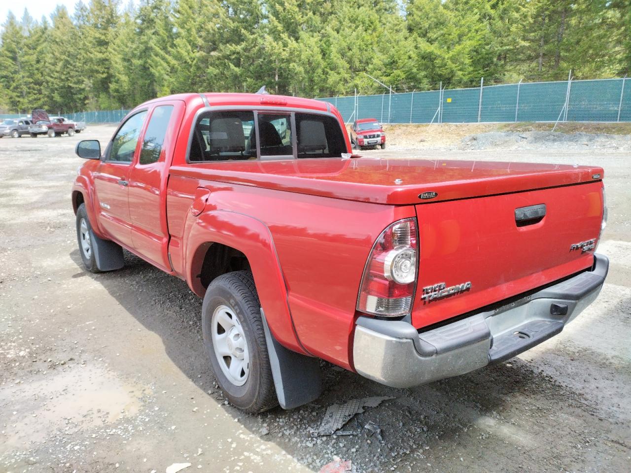 Photo 3 from auction – 2014 TOYOTA TACOMA PRE with VIN 5TFTX4GN4EX032367