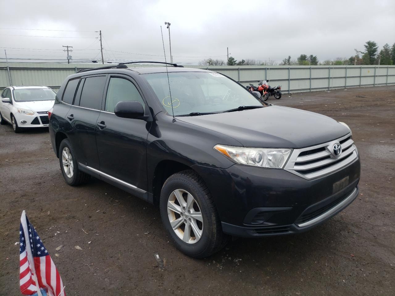 TOYOTA HIGHLANDER 2011 with VIN 5TDZA3EH5BS016408 - Photo from auction