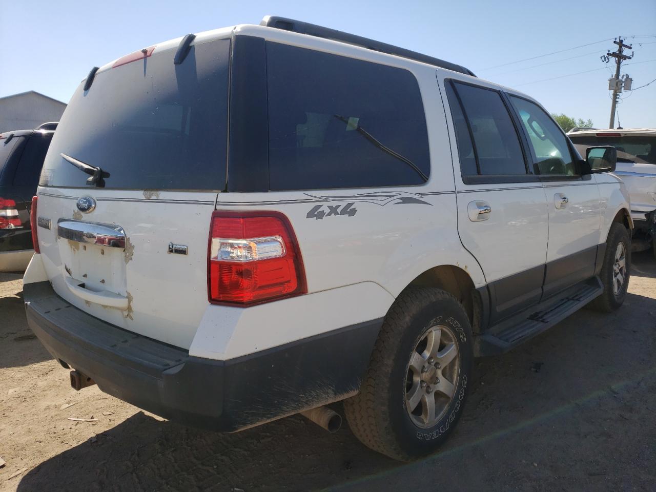 Photo 4 from auction – 2011 FORD EXPEDITION with VIN 1FMJU1G50BEF21236