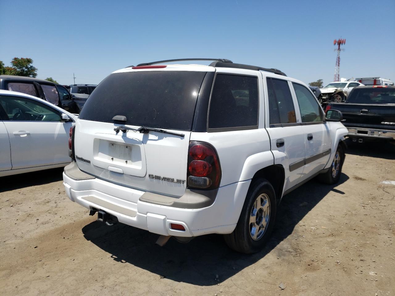 Photo 4 from auction – 2003 CHEVROLET TRAILBLAZE with VIN 1GNDS13S732265318