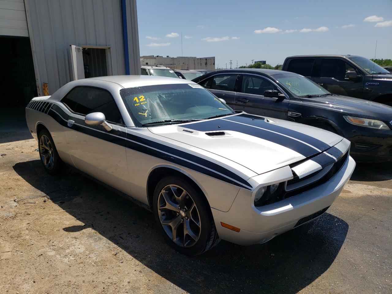 DODGE CHALLENGER 2012 with VIN 2C3CDYBTXCH181698 - Photo from auction