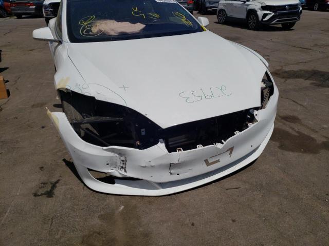 Photo 9 from auction – 2016 TESLA MODEL S with VIN 5YJSA1E26GF154701