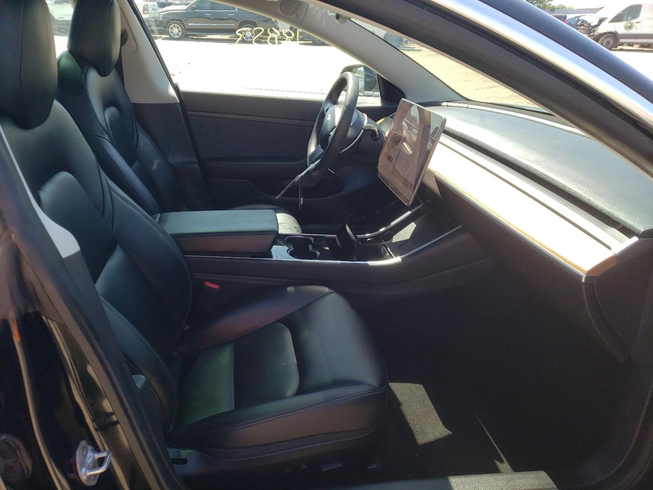 Photo 5 from auction – 2020 TESLA MODEL 3 with VIN 5YJ3E1EA2LF611305