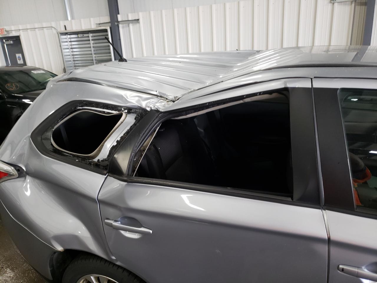 Photo 9 from auction – 2014 MITSUBISHI OUTLANDER with VIN JA4AZ3A35EZ014557