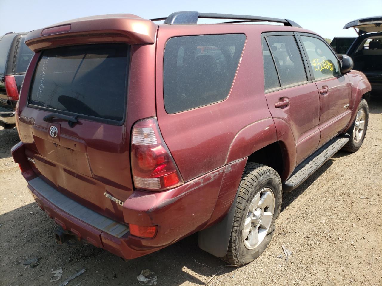 Photo 4 from auction – 2005 TOYOTA 4RUNNER SR with VIN JTEBT14R858024405