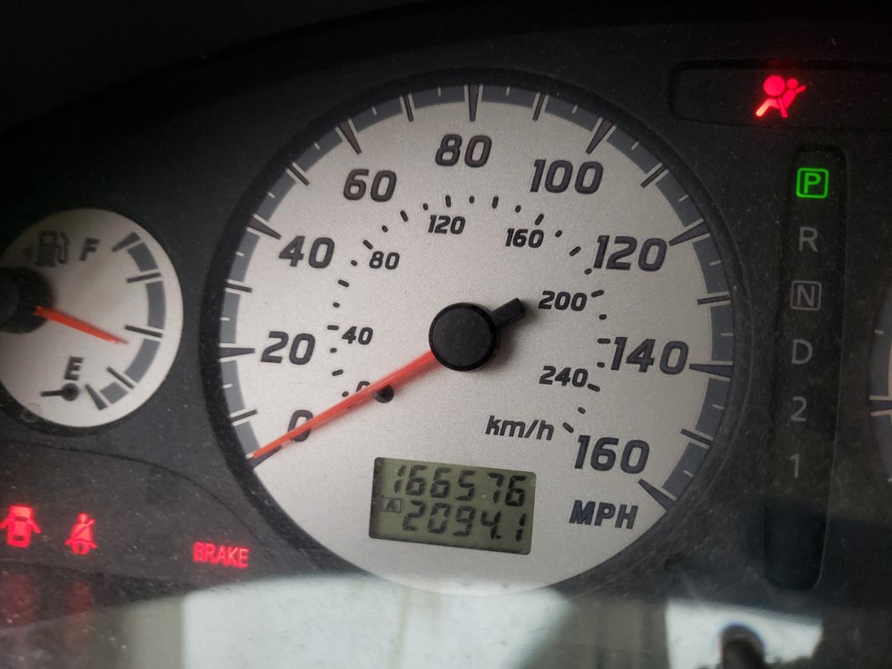 Photo 8 from auction – 2001 NISSAN MAXIMA GXE with VIN JN1CA31AX1T311375