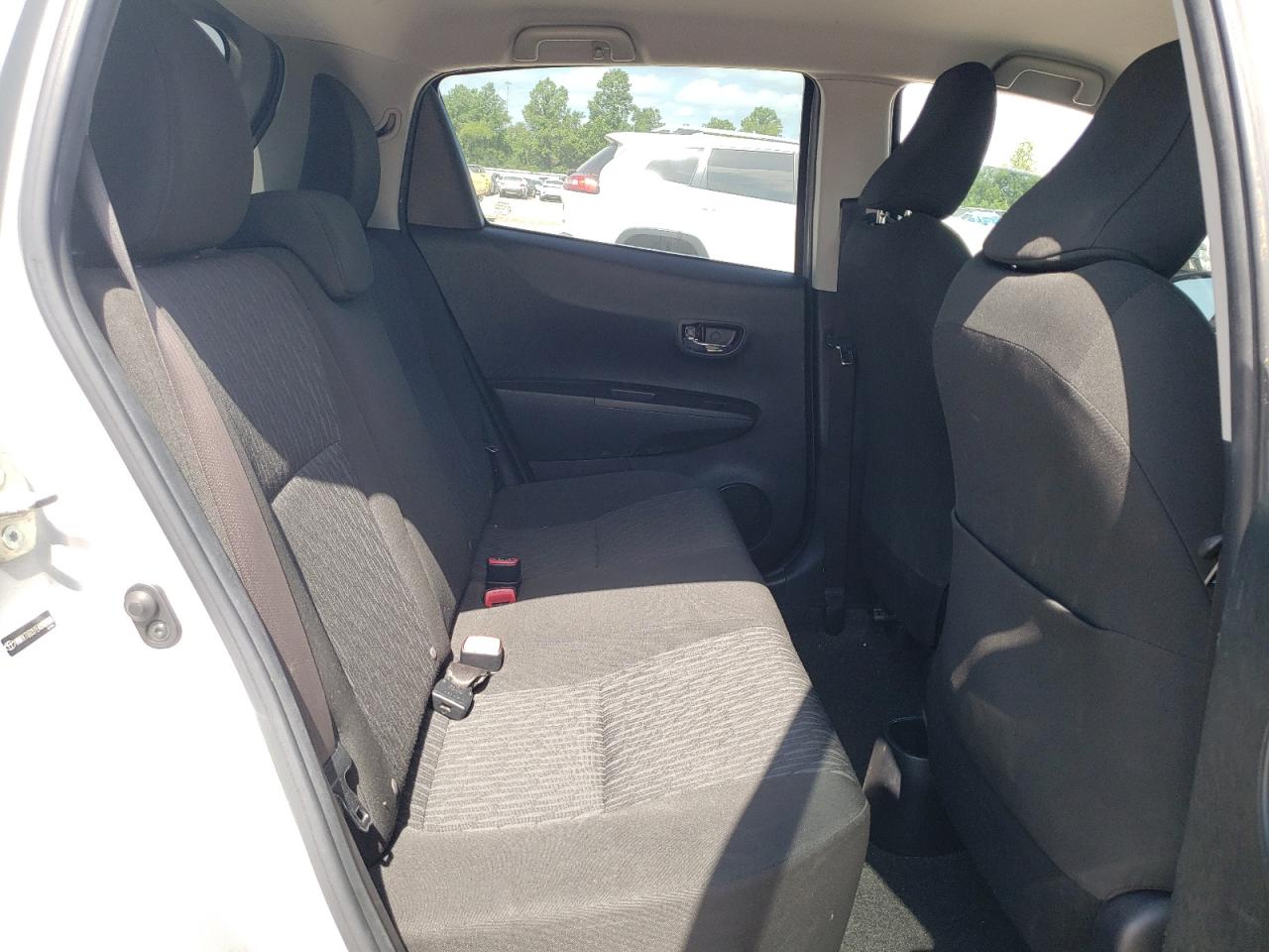 Photo 6 from auction – 2014 TOYOTA YARIS with VIN VNKKTUD37EA002638