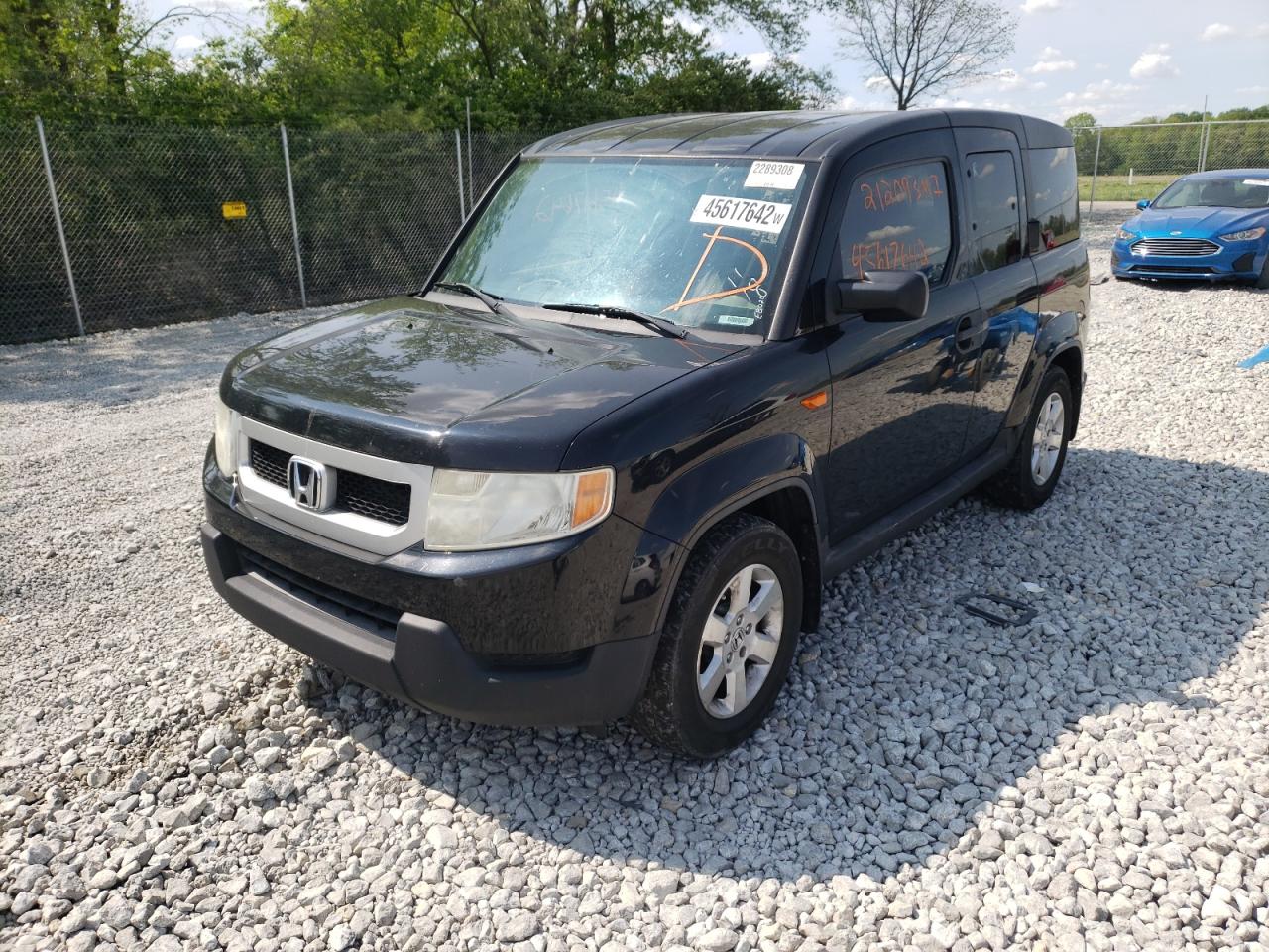 Photo 2 from auction – 2011 HONDA ELEMENT EX with VIN 5J6YH2H70BL001265