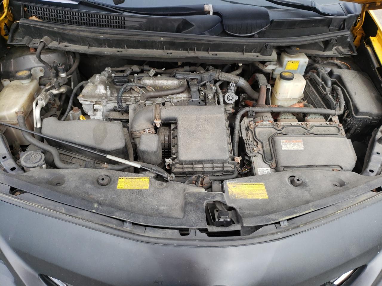 Photo 7 from auction – 2014 TOYOTA PRIUS V with VIN JTDZN3EU9E3321918