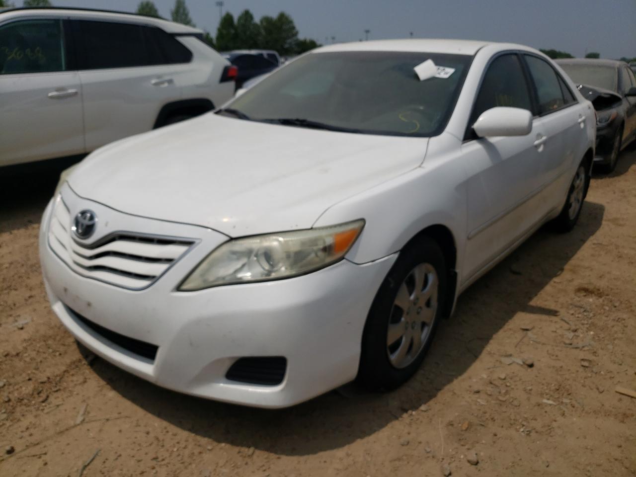 Photo 2 from auction – 2010 TOYOTA CAMRY BASE with VIN 4T4BF3EKXAR073021