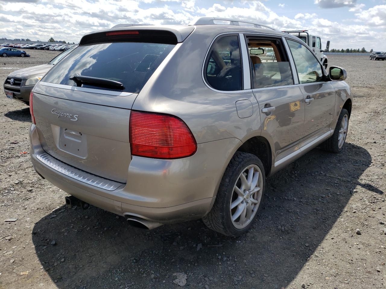 Photo 4 from auction – 2006 PORSCHE CAYENNE S with VIN WP1AB29P76LA60809