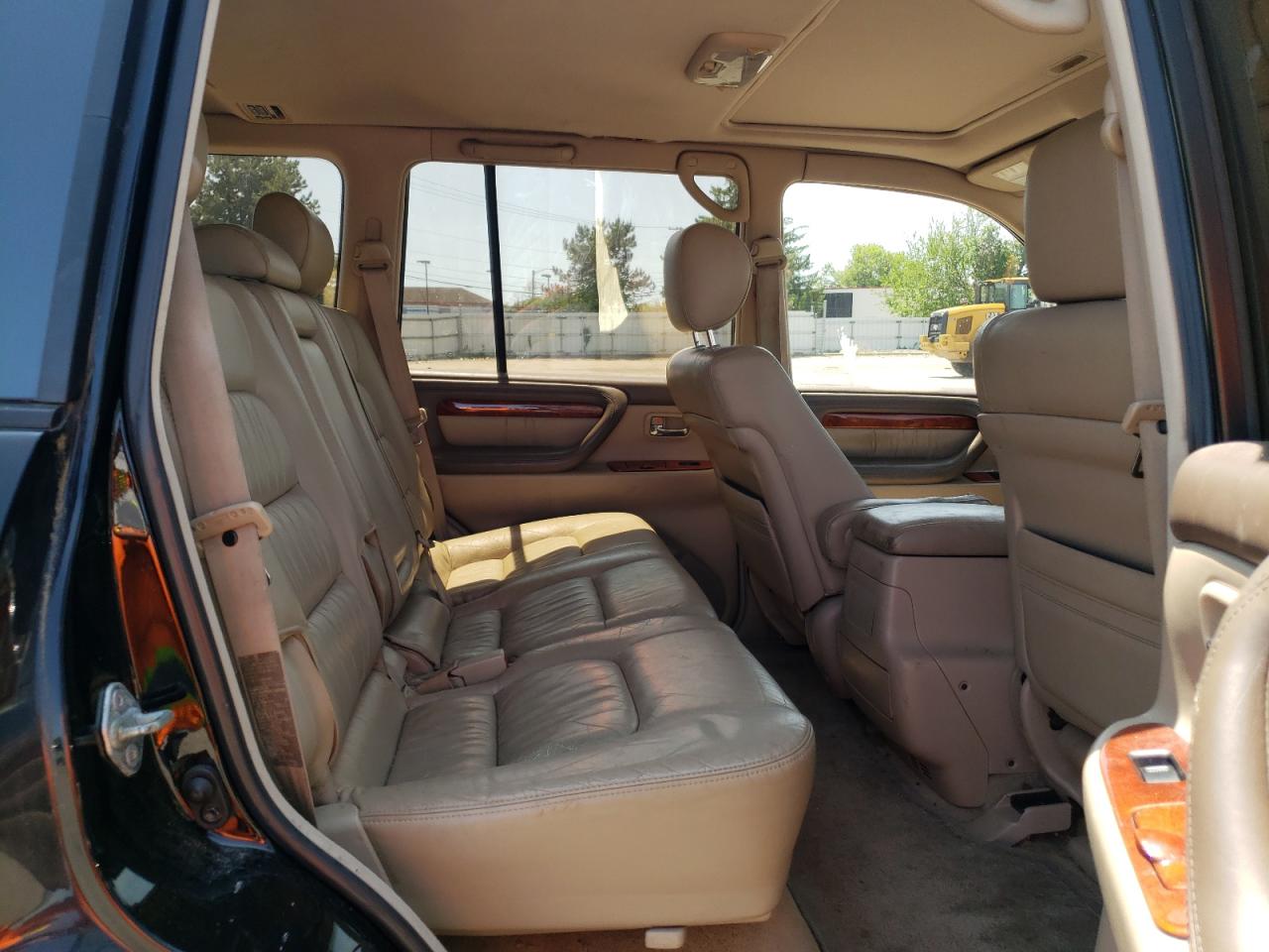 صورة رقم 6 من المزاد - 2001 LEXUS LX 470 مع VIN JTJHT00W213509955